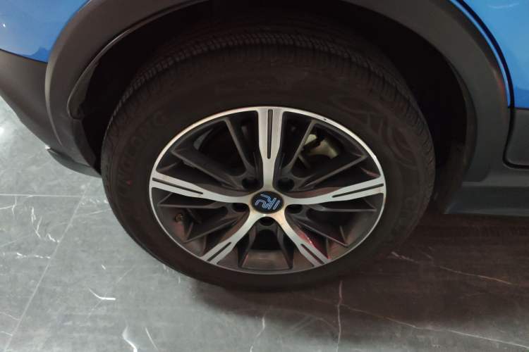 Used BYD Yuan New Energy 2018 EV360 Smart Connected Cool Model