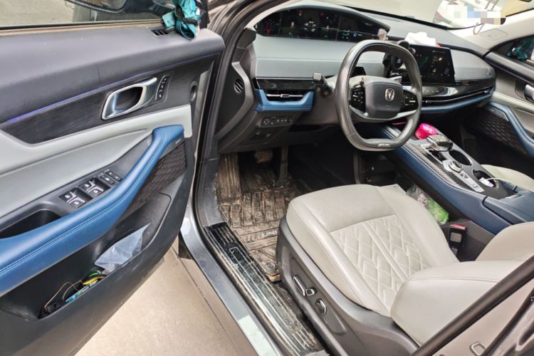 Used Changan UNI-K iDD 2022 Blue Whale iDD 130km 1.5T Prestige Model