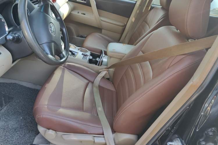 Used Toyota Highlander 2012 2.7L 2WD 5-Seater Elite Edition
