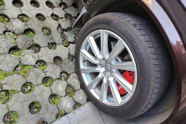 Used Volvo XC90 New Energy 2018 E-Drive Hybrid T8 Prestige 7-Seater Right Front Wheel Hub