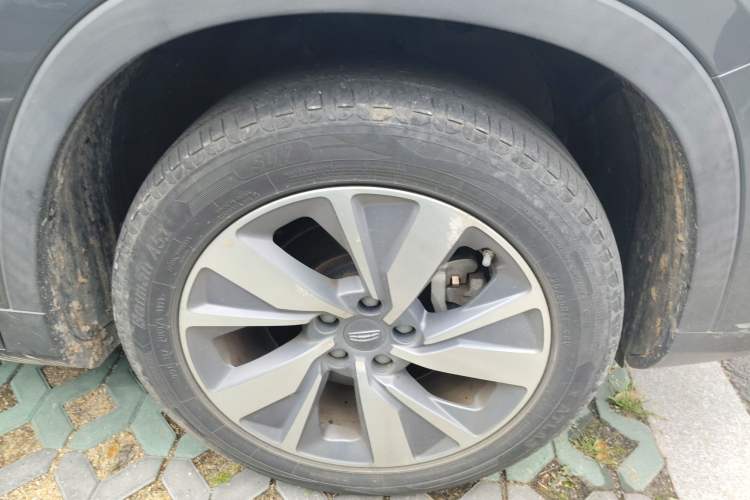 Used Geely Auto Haoyue 2020 1.8TD DCT Flagship 7-Seater Right Front Wheel Hub
