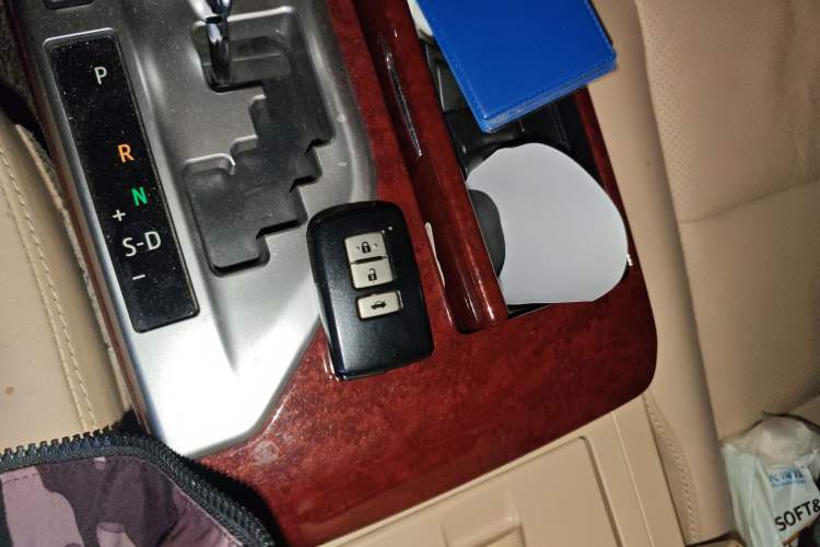 Used Toyota Camry 2012 2.5G Luxury Navigation Edition Vehicle Key