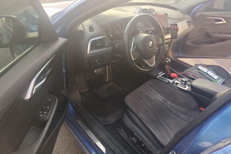 Used BMW 1 Series 2018 120i Design Package Model