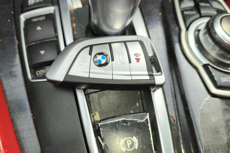 Used BMW 5 Series 2012 530Li Leading Model