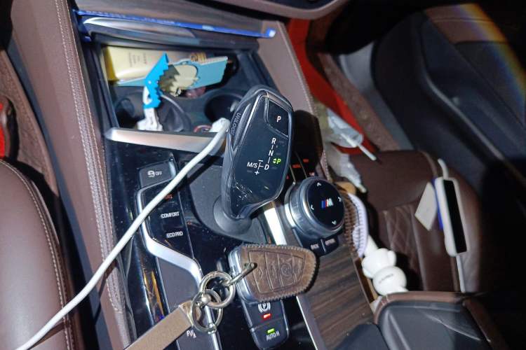 Used BMW 5 Series 2019 Facelifted 530Li Leading Edition Luxury Package
