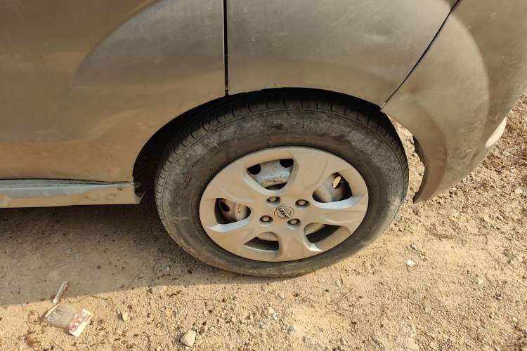 Used Jinbei New Hiace X30L 2018 1.5L Box Truck Wealth Edition DLCG14 Right Front Wheel Hub