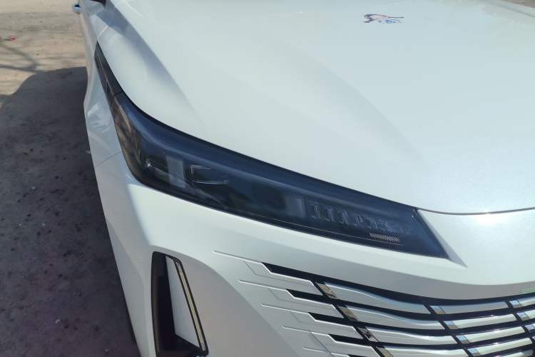 Used CHANGAN Eado 2025 Blue Whale 1.5T 500Bar Prestige Model
