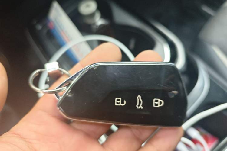 Used Volkswagen ID.4 CROZZ 2022 Long-Range PURE+ Edition Vehicle Key