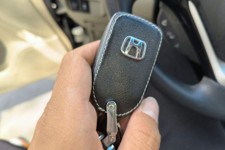 Used Honda Crider 2013 1.8L automatic luxury edition