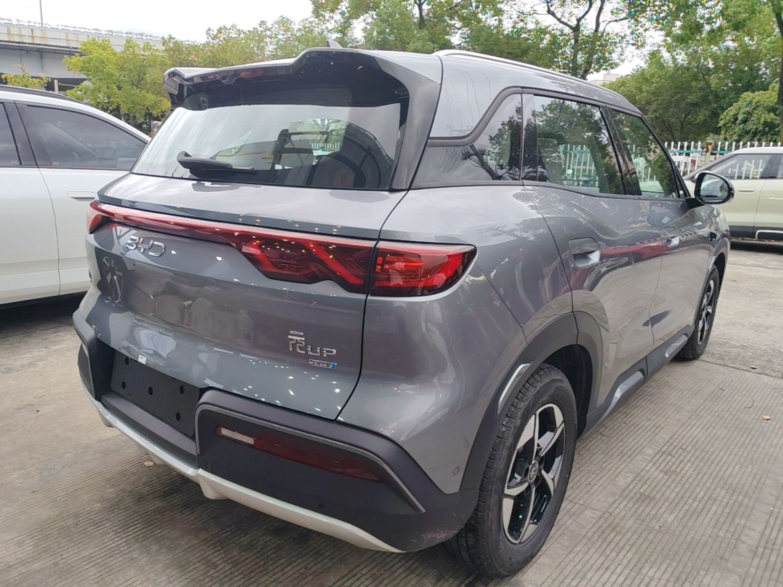 BYD Yuan UP 2025 Intelligent Driving Version 401 km Beyond-Range Edition — снимка 6