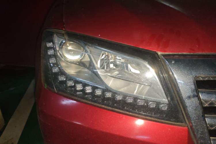 Used Haval H2 2014 1.5T Manual Two-Wheel Drive Elite Edition Right Front Headlight