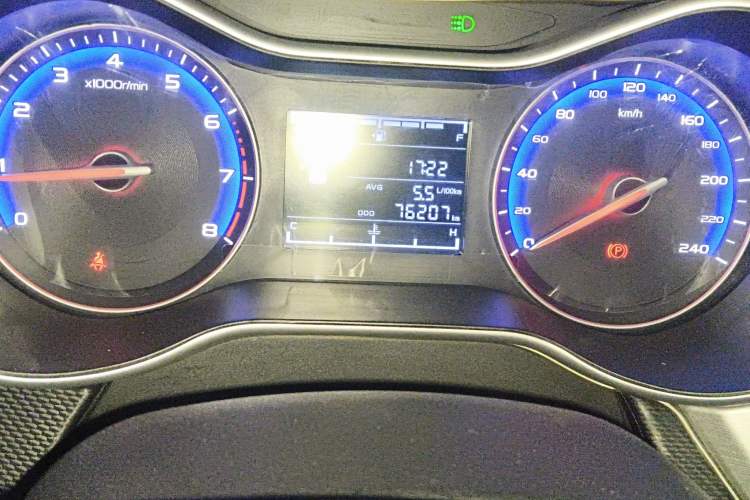 Used Geely Auto Vision 2019 Upgraded Model 1.5L Manual Luxury Version China V Standard