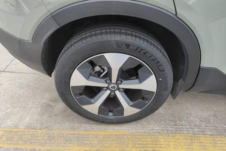 Used Volvo XC40 2024 B4 4x4 Smart Luxury Edition
