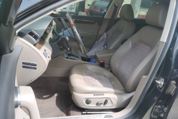 Used Volkswagen Magotan 2015 1.8TSI Prestige Model