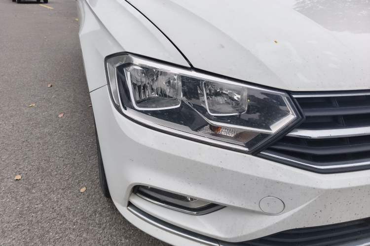 Used Volkswagen Bora 2016 230TSI DSG Comfort Model
