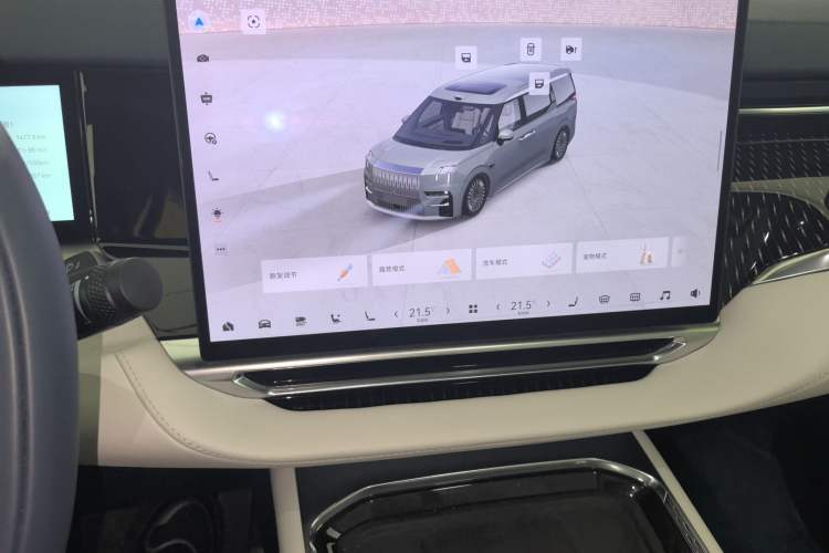 Used Zeekr 009 2024 Six-Seat Executive Version 4WD 108 kWh Audio And AC Panel