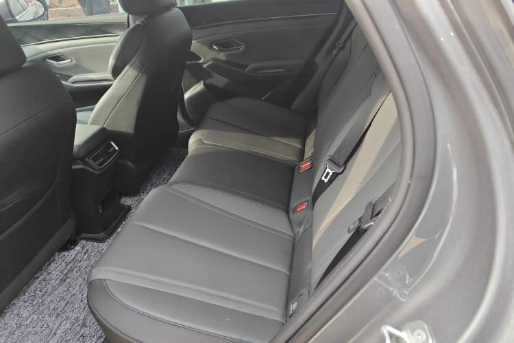 Used BYD Qin L 2025 DM-i Smart Drive 80KM Leading Model