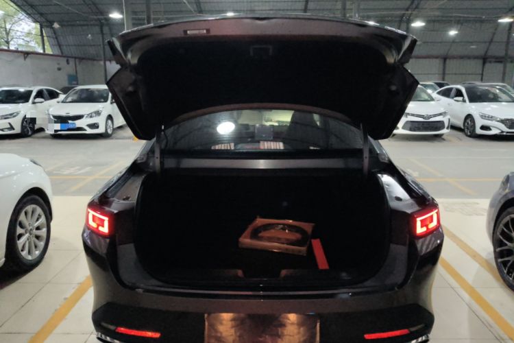 Used CHANGAN Eado 2025 Blue Whale 1.5T 500Bar Prestige Model
