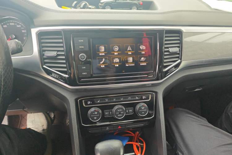 Used Volkswagen Teramont 2019 330TSI Two-Wheel-Drive Luxury Edition China V Standard
