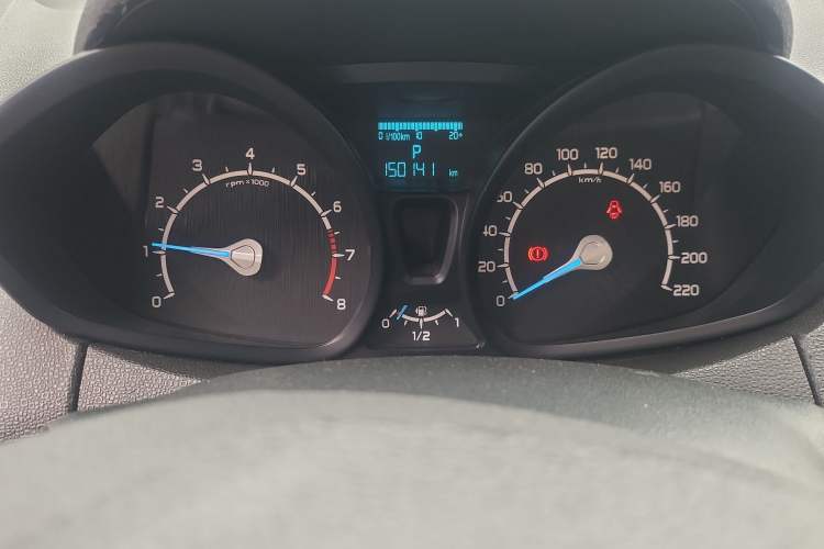 Used Ford EcoSport 2013 1.5L Automatic Fashion Model Instrument Cluster