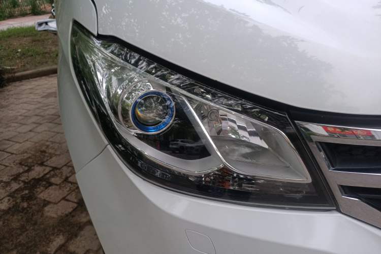 Used SAIC MAXUS G10 2016 1.9T Automatic Luxury Executive Edition Diesel China V Standard