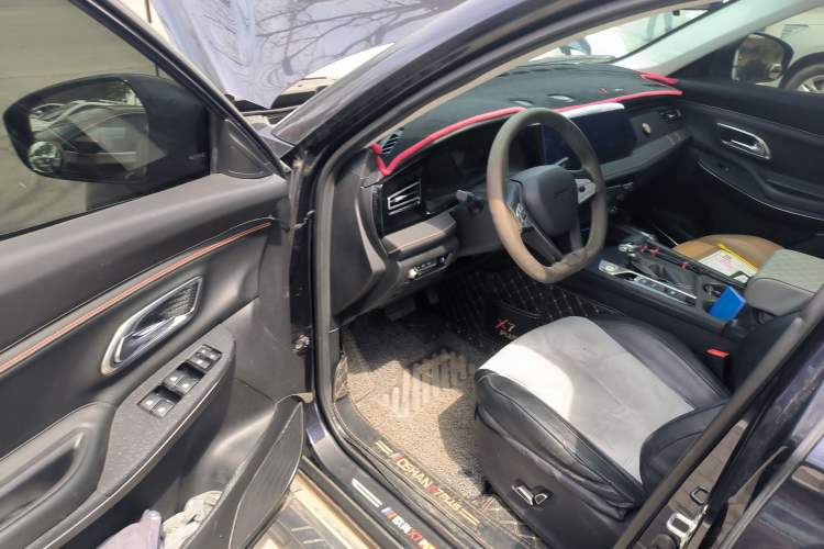 Used CHANGAN OSHAN X7 PLUS 2022 1.5T Blue Whale Edition Automatic Prestige 7-Seater Driver Seat