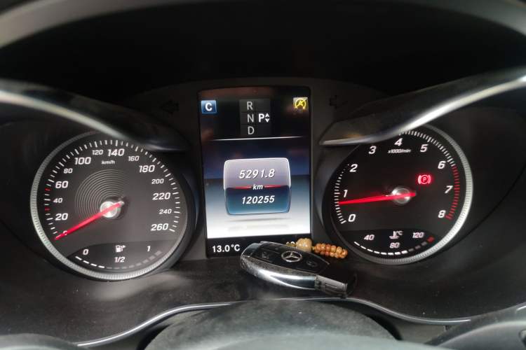 Used Mercedes-Benz GLC 2017 GLC 260 4MATIC Dynamic Edition
