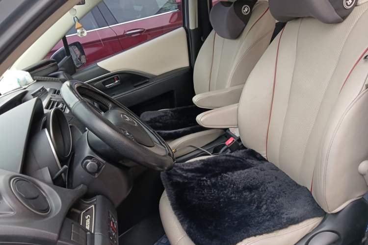 Used Mazda 5 2011 2.0L Automatic Comfort Edition Left Front Seat