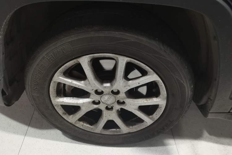 Used Jeep Cherokee 2016 2.4L Leading Edition