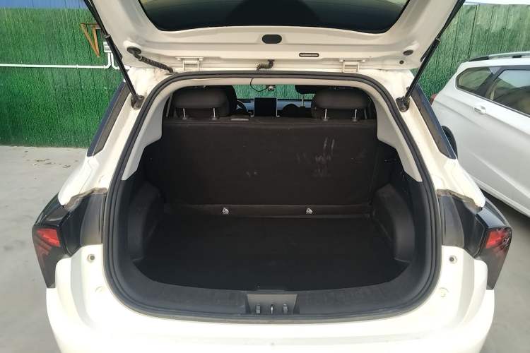 Used NETA V 2021 Standard Range Entertainment Version – Upgraded Model