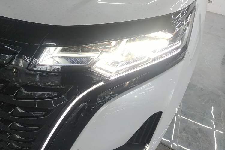 Used Denza D9 2022 DM-i 970 Four-Wheel Drive Flagship Model