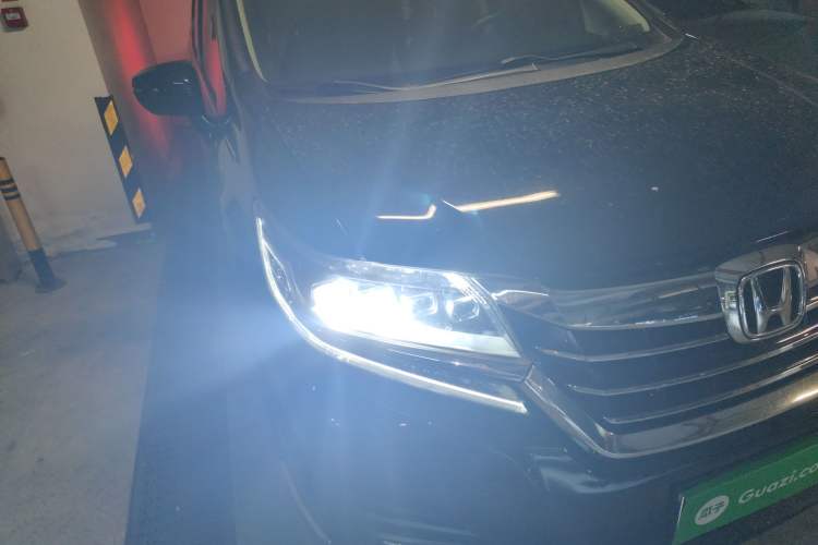 Used Honda Elysion 2016 2.4L Luxury Edition
