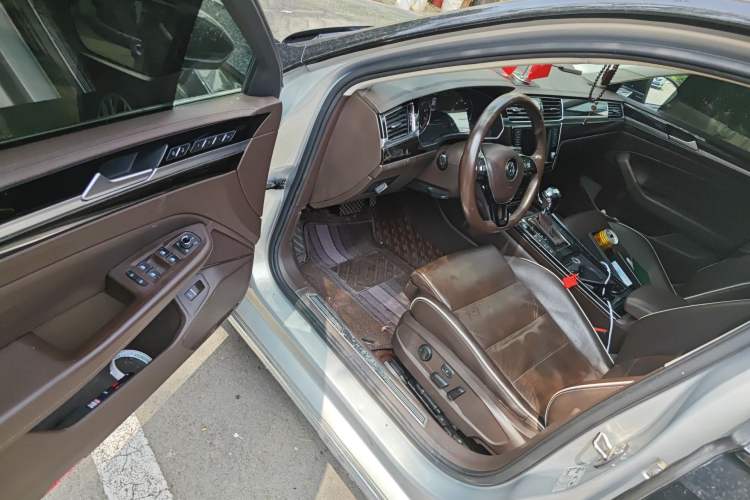 Used Volkswagen Phideon 2016 380TSI Two-Wheel-Drive Supreme Edition