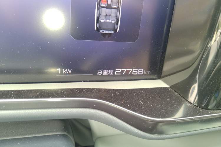 Used Formula Leopard Leopard 5 2023 Navigator Edition
