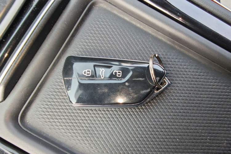 Used Volkswagen ID.4 CROZZ 2024 Pure Edition Limited Edition Vehicle Key