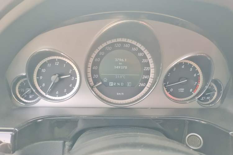 Used Mercedes-Benz E-Class 2011 E 260 L CGI Fashion Model