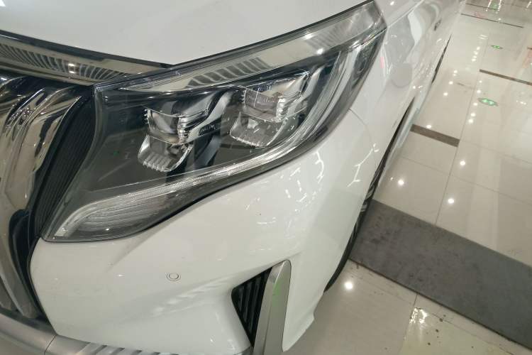 Used GAC Trumpchi M8 2021 Master Series 390T Prestige Edition Left Front Headlight