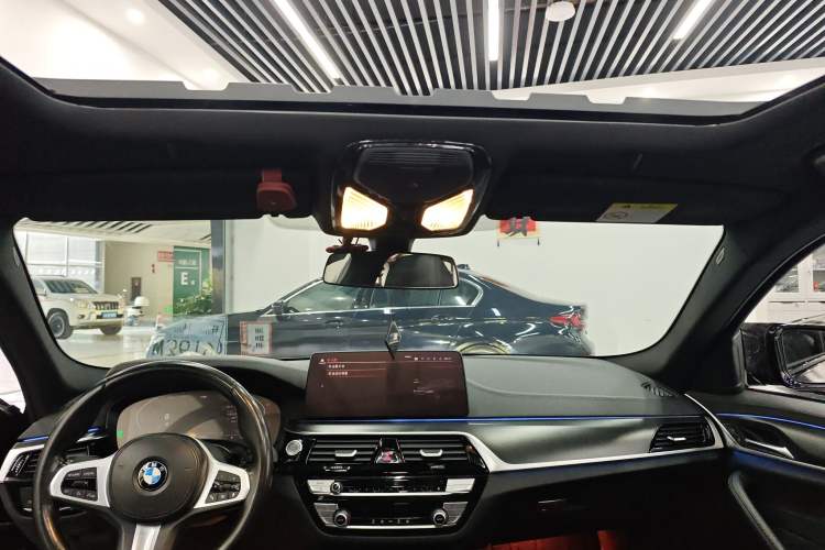 Used BMW 5 Series 2022 525i M Sport Package Headliner