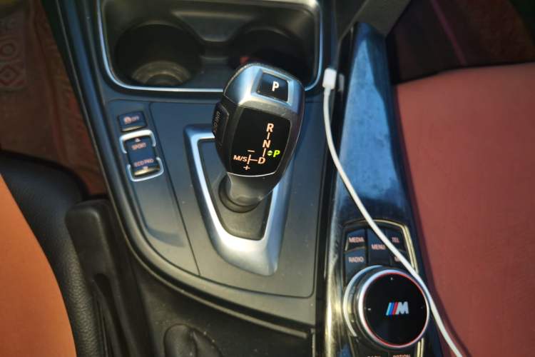 Used BMW 3 Series 2014 320i Sport Edition