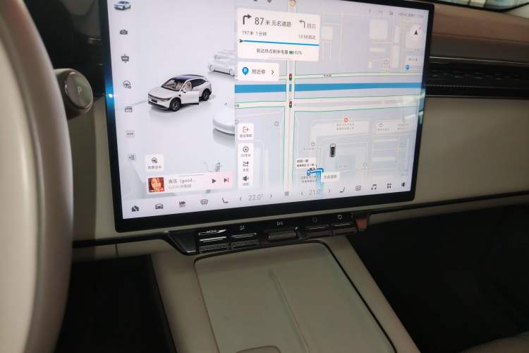 Used Zeekr 7X 2025 75 kWh Rear-Wheel Drive Intelligent Driving Version Audio And AC Panel