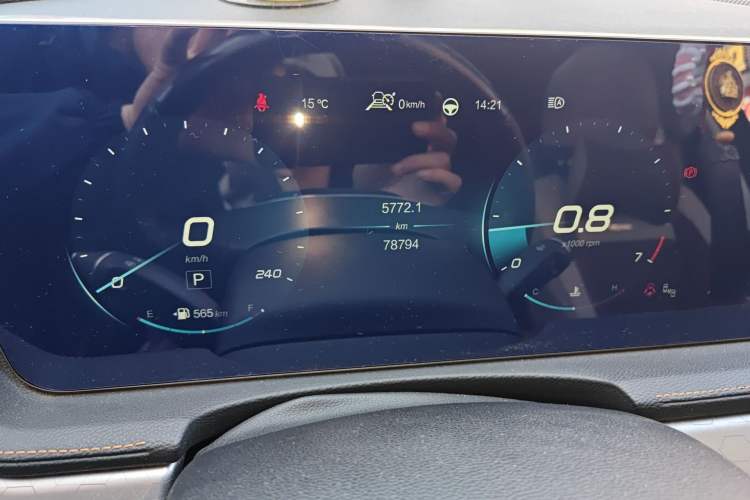 Used BAIC Beijing X7 2020 1.5TD DCT Leading Edition Odometer Close Up