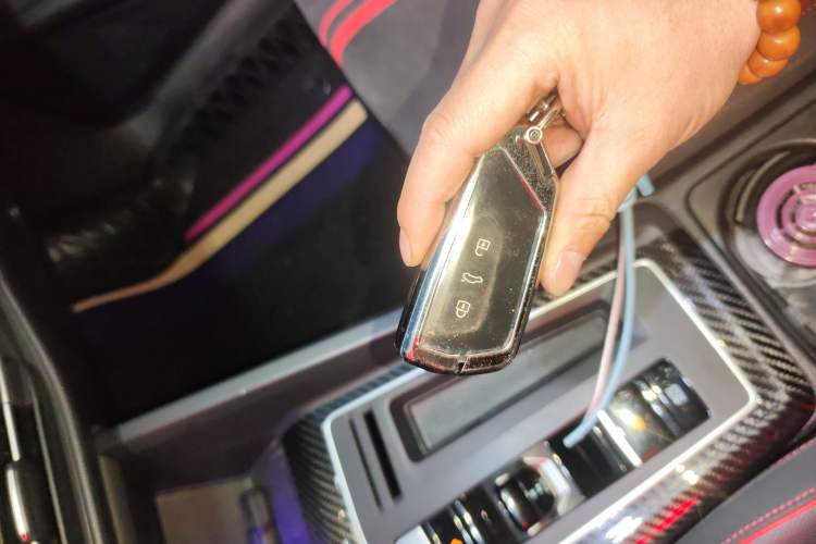 Used Volkswagen Golf 2021 280TSI DSG R-Line Vehicle Key