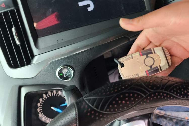 Used Ford Mondeo 2017 EcoBoost 180 Stylish Model Vehicle Key