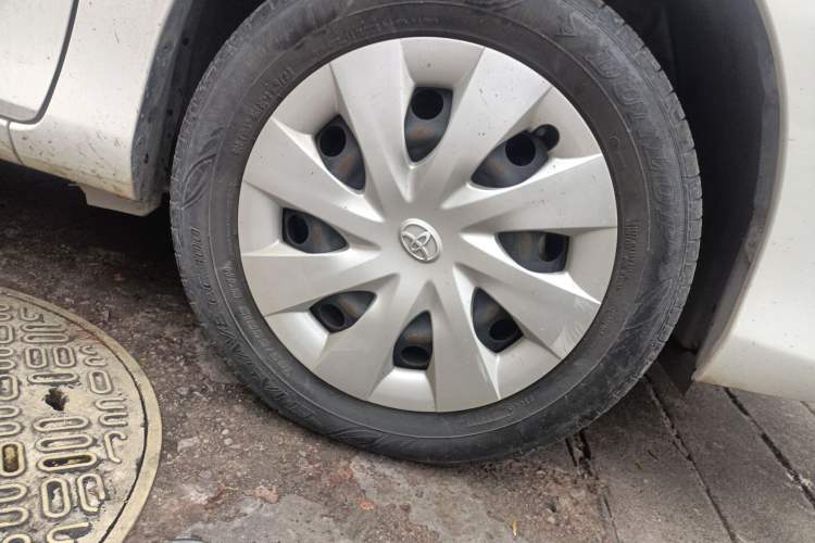 Used Toyota Vios 2017 1.5L CVT Innovation Edition Right Front Wheel Hub