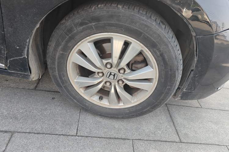 Used Honda Accord 2011 2.0L EX Right Front Wheel Hub