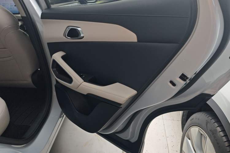 Used BYD Yuan UP 2024 401KM Beyond Edition