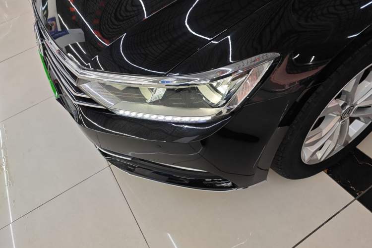 Used Volkswagen Magotan 2019 330TSI DSG Luxury Version China VI Standard Left Front Headlight