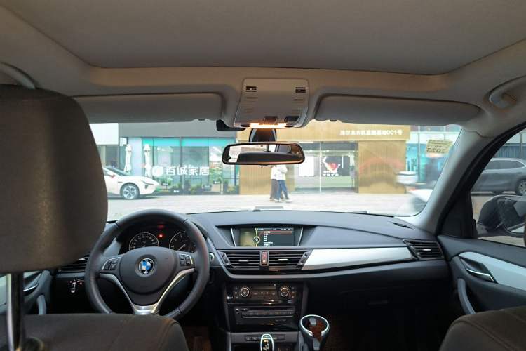 Used BMW X1 2014 sDrive18i Leading Model