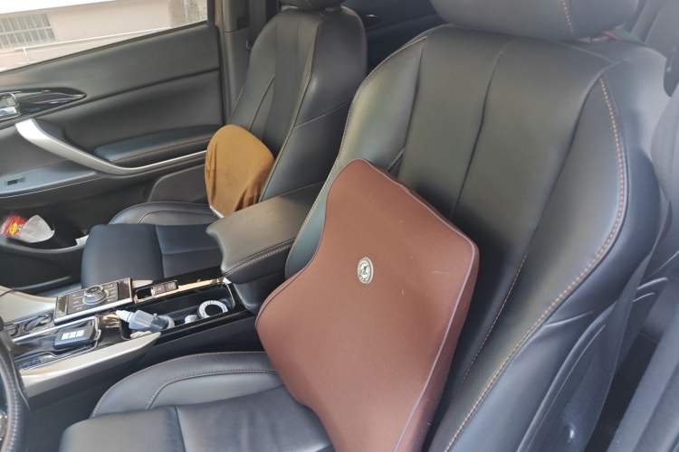 Used Mitsubishi Eclipse Cross 2019 1.5T CVT Two-Wheel Drive Dream Edition China VI Standard
