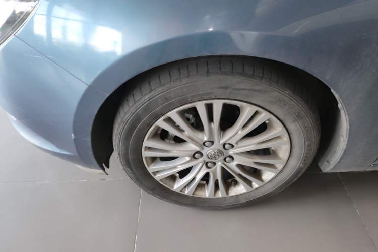 Used Buick GT 2015 15N Automatic Elite Version
